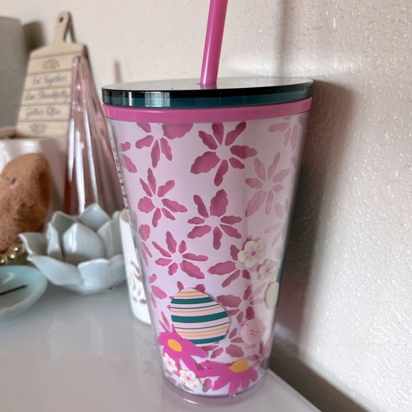 NWT 🐰 Starbucks 16 oz Super Cute 2023 Limited Edition Spring Design Travel Cup. - Picture 3 of 5